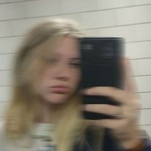 Meet your Posher, Evalyn